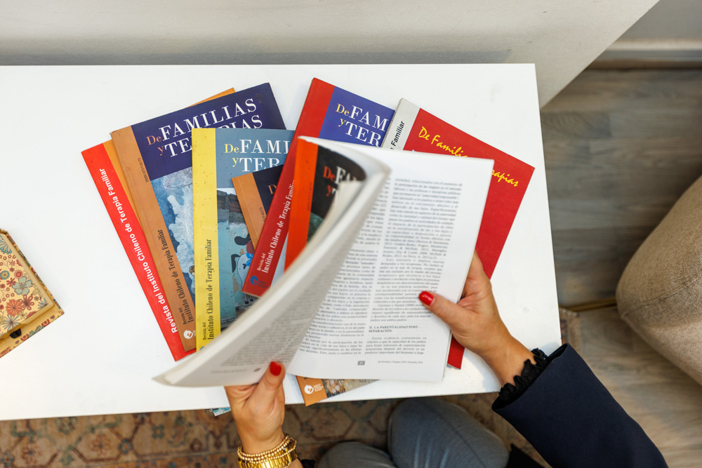 Publicación en revista «De familias y terapias» del Instituto Chileno de Terapia Familiar.